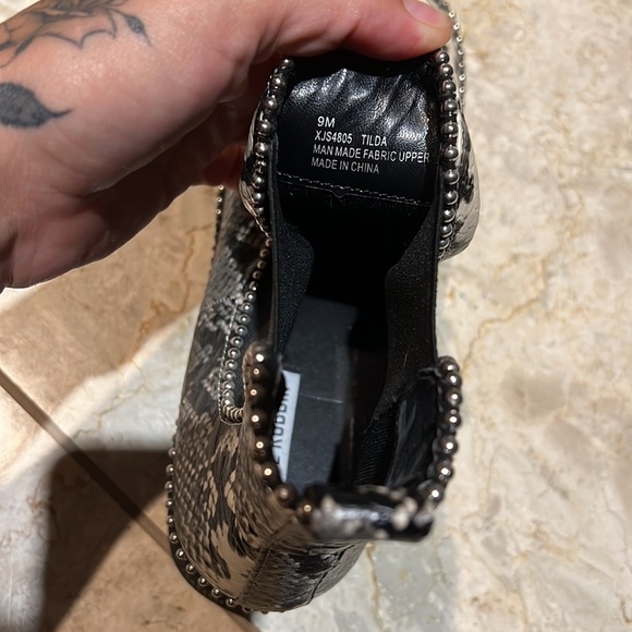 Womens Slip on Snake Print Platform Boots - Picture 5 of 5